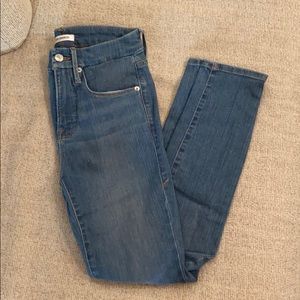 Good American Jeans “Good Leg Cropped”